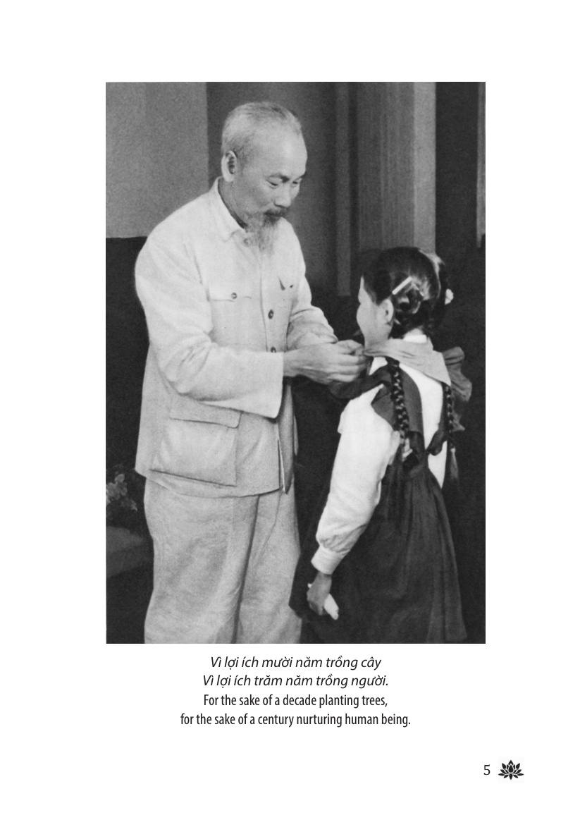 Bác Hồ với Phụ nữ và thiếu nhi - Uncle Ho with woman and children